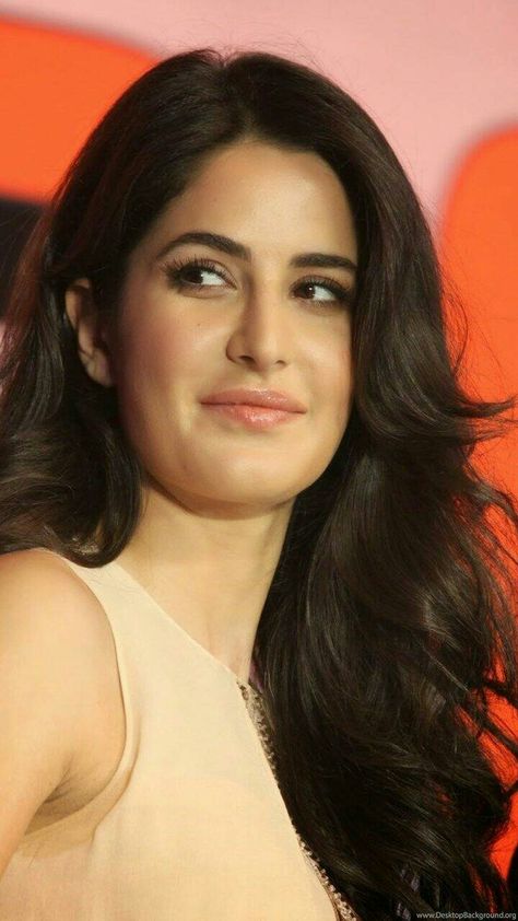 Keepjkjjjjbbbnn Katrina Kaif Photo, Actress Without Makeup, Random Photos, Katrina Kaif, Bollywood Celebrities, India Beauty, Desi Beauty, Bollywood Actress, Home Ideas