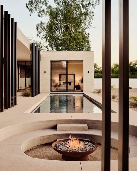 Sunken Fire Pits, Paradise Valley Arizona, 2023 Picture, Modern Courtyard, Modernist House, Modern Desert, Desert Living, Casa Country, Casa Container