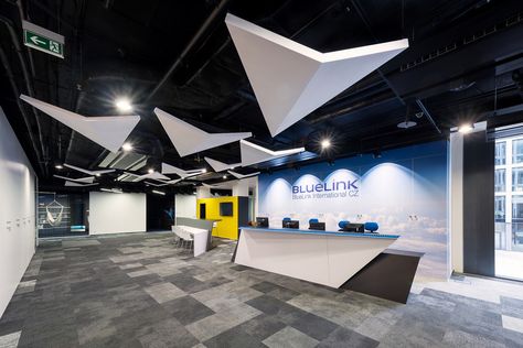 Aviation Office, Agency Office, Ceiling Design Ideas, Aviation Decor, Office Tour, Training Room, Open Ceiling, Interior Office, Airport Design