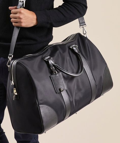 Weekend Bag Men, Prada Travel Bag, Prada Bag Men, Travel Duffel Bag Men, Backpack Styling, Mens Weekender Bag, Mens Duffel Bag, Bag Shoot, Luxury Travel Bags