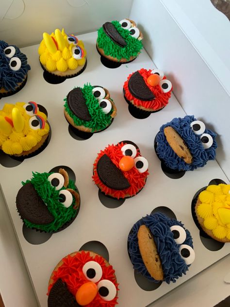 Seaseme Street Cupcake, Elmo Birthday Party Snack Ideas, 2nd Sesame Street Birthday Party, 2nd Birthday Party Sesame Street, Elmo Birthday Cupcakes, Sesame Themed Birthday Party, Sesame St Cupcakes, Sesame Street Cupcake Toppers, Sesame Street Birthday Party Food Ideas