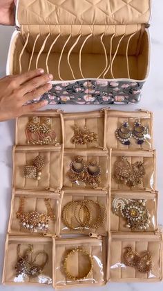 Organize Jewelry, Accessories Organization, Jewelery Organizer, Diy Clothes Hacks, Cute Stationary School Supplies, Pencil Case Pouch, Jewellery Bag, Clothes Organization Diy, Jewelry Box Diy