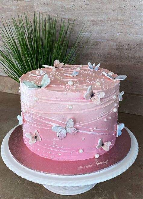 2nd Birthday Cake Girl, Birthday Cake Butterfly, Butterfly Theme Cake, Cake Butterfly, Simple Birthday Cake Designs, 19th Birthday Cakes, Cake Designs For Girl, 12th Birthday Cake, 14th Birthday Cakes