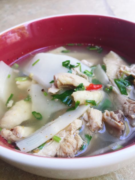 Bamboo Soup Lao, Sour Bamboo Soup, Cambodian Sour Soup, Cambodian Chicken Soup, Cambodian Soup Recipes, Khmer Soup Recipe, Khmer Soup, Cambodian Soup, Bamboo Recipes