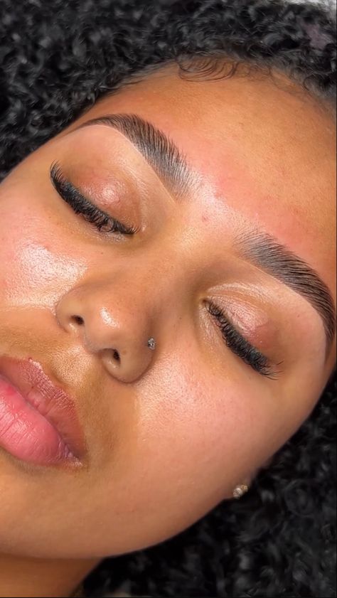 Eyebrow Wax Black Women, Eyebrow Shaping Aesthetic, Thick Threaded Eyebrows, Messed Up Eyebrows, Eyebrows Getting Done, Eyebrow Tinting And Lamination, Eyebrows Waxed And Tinted, Eye Brows Black Women, Brow Lamination On Thick Eyebrows