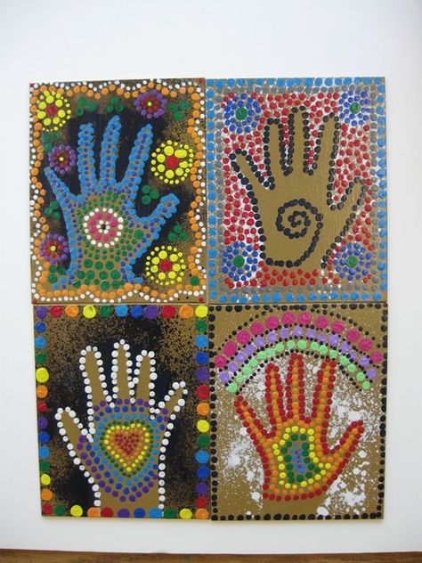 40 Aboriginal Art Ideas You Can't Afford To Miss Art 2nd Grade, Bark Painting, Classe D'art, 4th Grade Art, 3rd Grade Art, Hand Prints, Nat Geo, Homeschool Art, Art Lessons Elementary