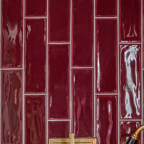 Dark Red Bathroom Tiles, Red Tiles Bathroom, Red Bathroom Tiles, Red Tile Kitchen, Red Floor Tiles, Red Tile Bathroom, Red Kitchen Tiles, Glossy Tiles, Tile Bedroom