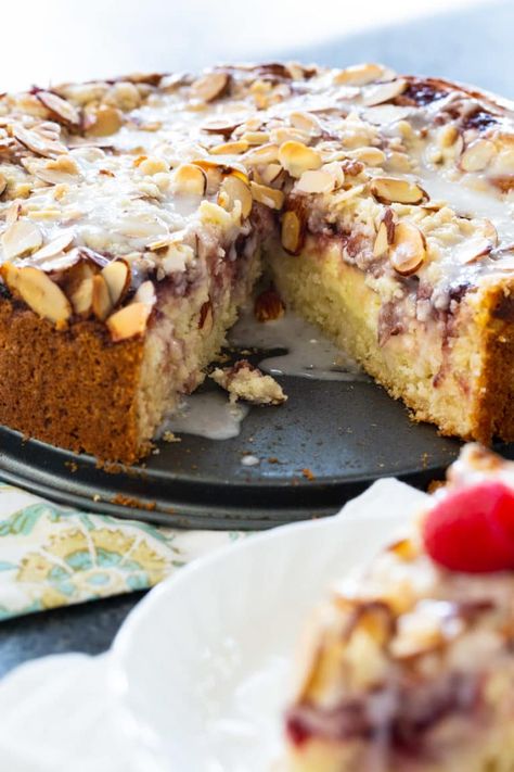 Raspberry Cream Cheese Coffee Cake with almonds #breakfast Raspberry Cream Cheese Coffee Cake, Cheese Coffee Cake, Almond Coffee Cake, Almond Coffee, Raspberry Cream Cheese, Cream Cheese Coffee Cake, Make Cream Cheese, Raspberry Cream, Raspberry Almond