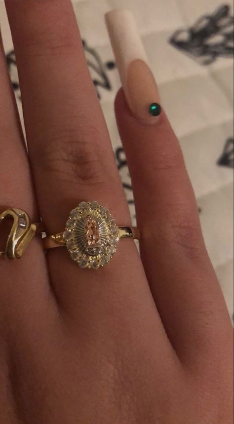 Ring 
Gold ring 
Gold
18K
Virgen de Guadalupe 
Cute rings 
Virgin de Guadalupe ring Custom Gold Jewelry, Xoxo Jewelry, Pretty Jewelry Necklaces, Friendship Bracelets Designs, Lady Of Guadalupe, Jewelry Accessories Ideas, Dope Jewelry, Girly Accessories, Jewelry Lookbook