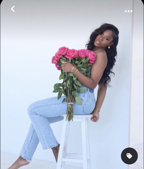 Flower Birthday Photoshoot, 30th Photoshoot, 16 Photoshoot, Hair Photoshoot, 16th Birthday Outfit, Boss Moves, Picture Board, 21st Birthday Photoshoot, Cute Birthday Pictures