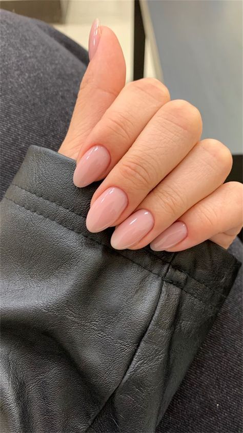 Elegant Pink Nail Arts Nude Nail Designs, Neutral Nails, Clean Nails, Girls Nails, Healthy Nails, Classy Nails, Chic Nails, Clean Girl, Perfect Nails