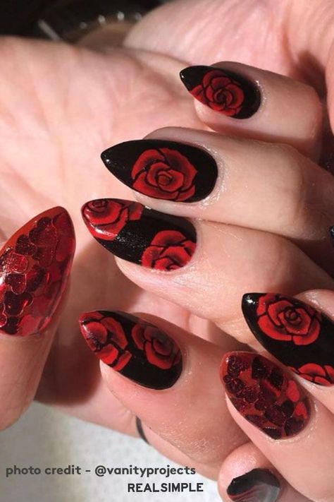 Rose Nail Design, Oval Nails Designs, Rose Nail Art, Manicure Inspiration, Nail Art Trends, Beauty Nails Design, Goth Nails, Nail Designs Valentines, Nail Care Tips