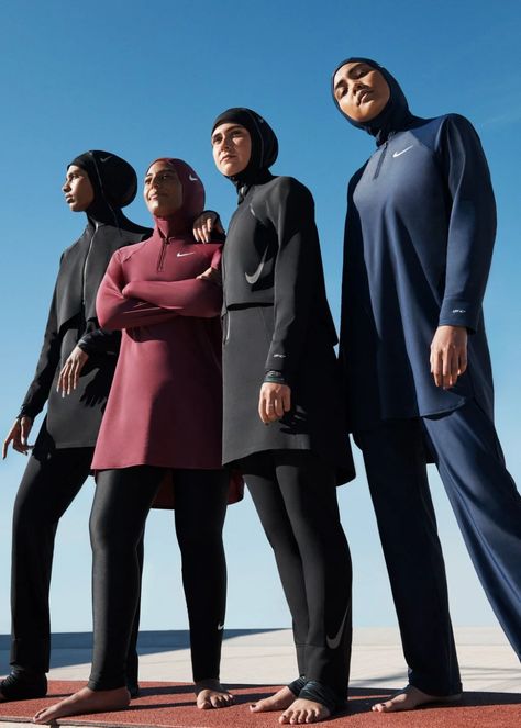 Nike Takes the Plunge Into Modest Swimwear | The New Yorker Nike Hijab Outfit, Hijab Swimming Outfit, Nike Hijab, Modest Sportswear, Islamic Swimwear, Burkini Swimsuit, Modest Gym, Muslim Swimwear, Sports Hijab