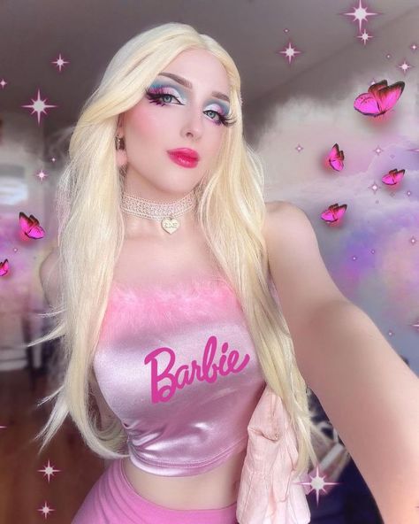 Barbie Makeup Look Doll, Cute Eyeshadow Looks, Barbie Halloween, Barbie Core, Barbie Makeup, Summer Makeup Looks, Amazing Makeup, Barbie Style, Different Shades Of Pink