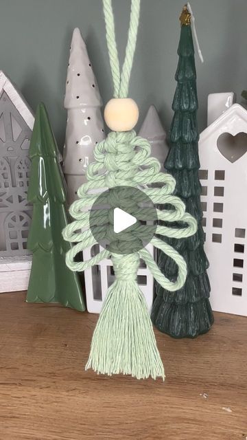 Caroline Fleming on Instagram: "Macrame Christmas Tree Tutorial I used 3mm cotton cord and lollipop sticks to measure lengths between the knots. A very simple idea to make your own Christmas macramé decorations. #macramechristmastree #macramechristmasdecoration #macrametutorials" 15 Easy Diy Macrame Xmas Decorations, Cinnamon Stick Macrame Christmas Tree, Macrame Tree Decorations, Macrame Diy Ornament, Macrame Gifts To Make, Tiny Macrame Diy, How To Make Macrame Christmas Ornaments, Macrame Christmas Trees Tutorial, Easy Macrame Xmas Decorations