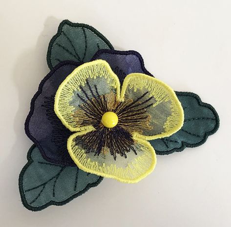 Pansy Embroidery, Sulaman Pita, Quilting Software, Embroidery Ribbon, Organza Gowns, Baby Krishna, Rose Brooch, Organza Flowers, Design Embroidery