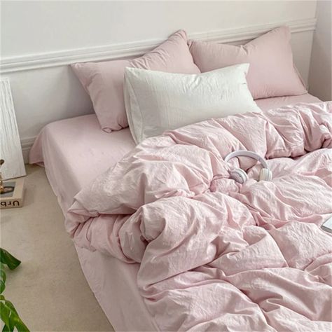 Soft crumpled fabric bed sheets and duvet cover bedding set in solid colors. Perfect for minimalist aesthetic rooms and any bedrooms with calm aesthetics like boho. Material: 100% Polyester Inner/Comforter/Pillows not included. See package configuration and sizes below: Single (🛌 35"-47"/0.9-1.2m mattress): 1x Duvet Cover: 59x79in (150x200cm)1x Flat Sheet: 71x90in (180x230cm) 1x Pillow Case: 19x29in (48x74cm) Twin (🛌 47"-59"/1.2-1.5m mattress): 1x Duvet Cover: 59x79in (150x200cm)1x Flat Sheet: Light Pink Bedding Room Ideas, Trendy Bed Sets, Full Bedding Sets Aesthetic, Bedding Ideas Aesthetic Minimalist, Single Bed Duvet Covers, Subtle Colorful Bedroom, Aesthetic College Apartment Bedroom, Bed Comforter Sets Pink, Cute Pink Bedding