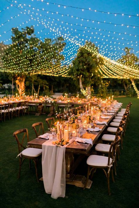 Summer Wedding Ideas, Dream Wedding Decorations, Bright Decor, Garden Decor Diy, Signature Cocktails, Wedding Set Up, Outdoor Wedding Decorations, Wedding Dinner, Rustic Garden Decor