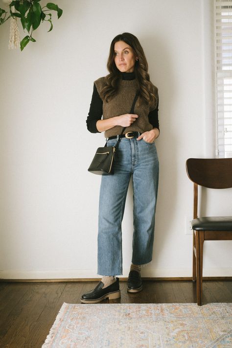 Vest Outfit Women, Oxfords Outfit, Madewell Outfits, Sweater Vest Outfit, Turtleneck Outfit, Fall Outfit Ideas, Vest Outfits, Autumn Outfit, Business Casual Outfits