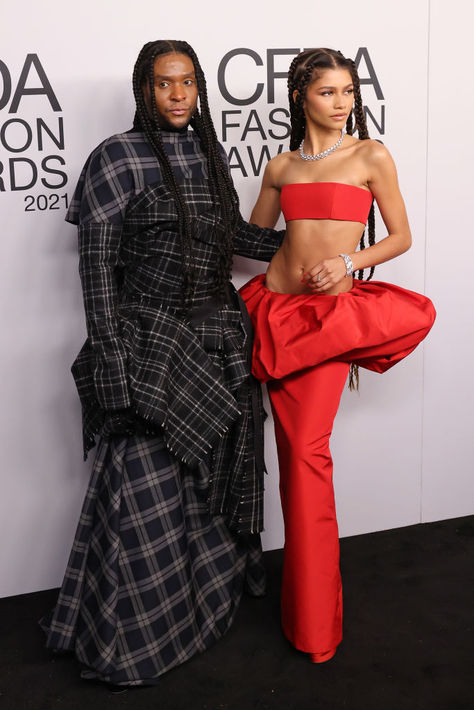 zendaya and law roach looks Law Roach, Fashion Souls, Zendaya Style, Anya Taylor Joy, Red Dresses, Celebrity Red Carpet, Naomi Campbell, Big Fashion, Red Carpet Looks