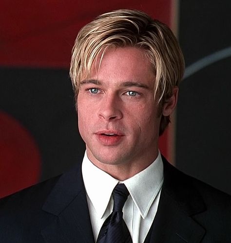 Brad Pitt as Joe Black..... loved that movie! Brad Pitt News, Meet Joe Black, Brad Pitt Hair, Brad Pitt Photos, Claire Forlani, Brad Pitt And Angelina Jolie, Joe Black, Interview With The Vampire, Anthony Hopkins