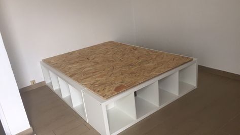 DIY Ikea Platform Bed From Kallax For Student Bed Via Pinterest Verriele Ikea Bed Hacks Double, Kallax Double Bed, Kallax Bed Hack Double, Kallax Ikea Ideas Bedrooms, Ikea Kallax Bed Hack, Ikea Kallax Bed, Cubicle Bed, Double Bedroom Ideas, Kallax Bed