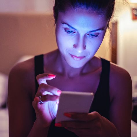 Black Hair Pale Skin, Perfect Skin Routine, Visible Light Spectrum, Hair Pale Skin, Best Red Lipstick, Phone Lighting, Lipstick For Fair Skin, Phone Art, Dramatic Lighting