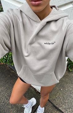 Hoodies With Leggings Outfits, Comfort Hoodie Brand, White Fox Hoodie Grey, How To Style White Fox Hoodie, Hoodies You Need, Where To Get Cute Hoodies, White Fox Hoodies, Hoodies Womens Outfit, Summer Hoodie Outfit