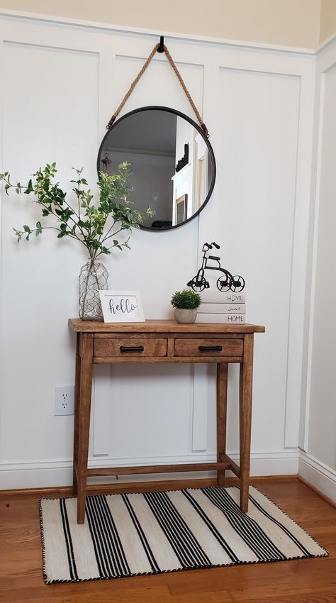 Entry hall table