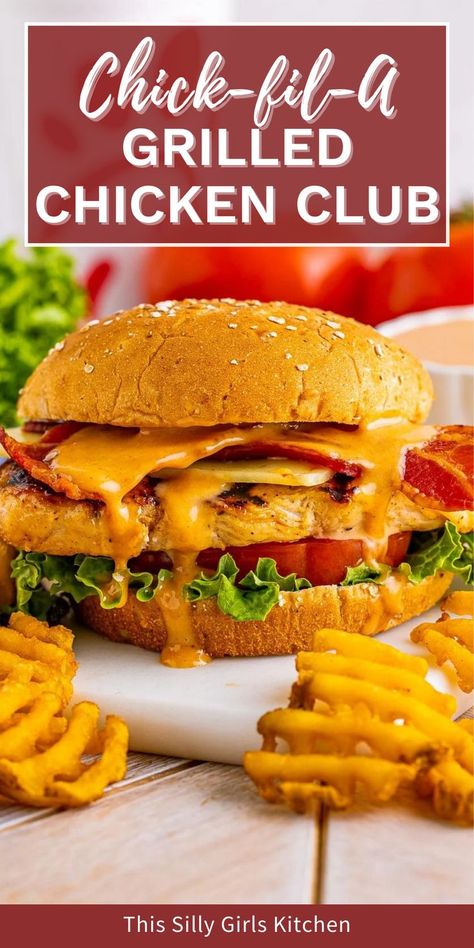 copycat grilled chicken club Chick Fil A Grilled Chicken Recipe, Chick Fil A Grilled Chicken, Chick Fil A Sandwich, Chicken Breast Sandwich, Grilled Chicken Sandwich, Copycat Chick Fil A, Sweet Bbq Sauce, Buffalo Chicken Sandwiches, Chicken Club