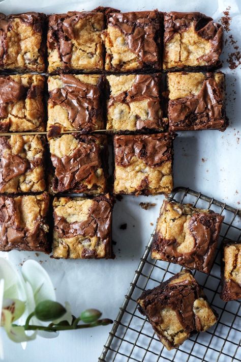 Brookies (Chocolate Chip Cookie + Brownie Bars) – SIMPLY BEAUTIFUL EATING Brownie Flavors Ideas, Brookies Recipe With Box Brownies, Brooke Recipe, Homemade Brookies, Brookies Recipe Cookie Brownies, Chocolate Chip Brookies, Brookies Recipes, Brownie Cookie Bars, Brownies Aesthetic