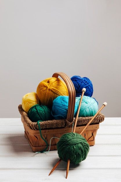 Wool Basket, Wooden Knitting Needles, Scrap Yarn Crochet, Autumn Interior, Yarn Basket, Crochet Storage Baskets, Crochet Storage, Sewing Basket, Knit Basket