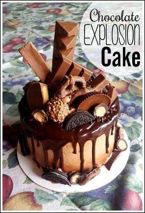 Chocolate Explosion Cake, Chocolate Lovers Cake, Mum Cake, Explosion Cake, Cake Decorating Ideas, Birthday Cake Chocolate, Harry Potter Cake, Almond Bark, Cupcake Decorating