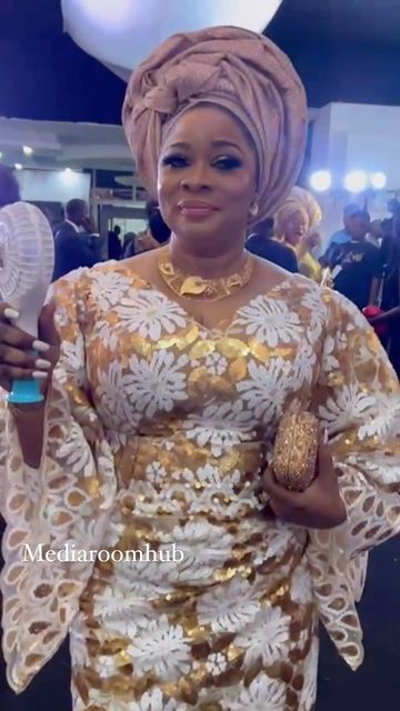 Iro And Blouse Lace Styles Latest, Iro And Buba Styles Lace, Iro And Buba, Lace Blouse Styles, Nigerian Fashion Designers, Boubou Styles For Women, Nigerian Lace Styles Dress, Nigerian Lace Styles, African Lace Styles