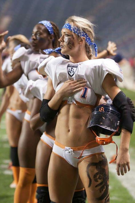 Mitiche Lingerie Football League Ladies Football League, Lingerie Football, Girls Football, Legends Football, Athletic Girls, Soccer Girl, Football Outfits, Sporty Girls, Womens Football