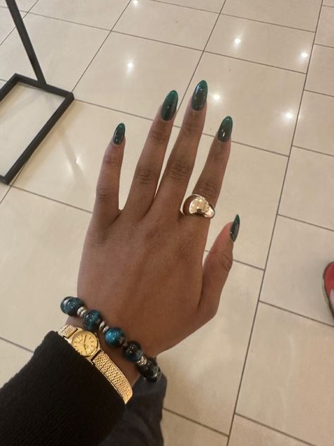 Olive Green Acrylics, Short Forest Green Nails, Hunter Green French Tip Nails, Gold And Green Christmas Nails, Royal Green Nails, Dark Green Nails Almond, Olive Green Almond Nails, Forest Green Almond Nails, Emerald Green Almond Nails