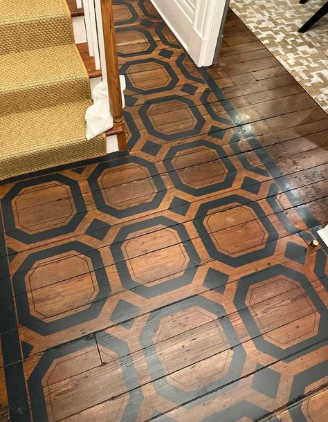 12 Painted Wood Floor Ideas to Transform Your Space Painted Wood Floor Designs, Painted Wood Floor Pattern, Painted Parquet Wood Floors, Two Tone Flooring Ideas, Art Deco Floor Pattern, Painting Hardwood Floors Diy, Painted Hardwood Floors Old Houses, Wood Floor Designs Pattern, Painted Parquet Floor