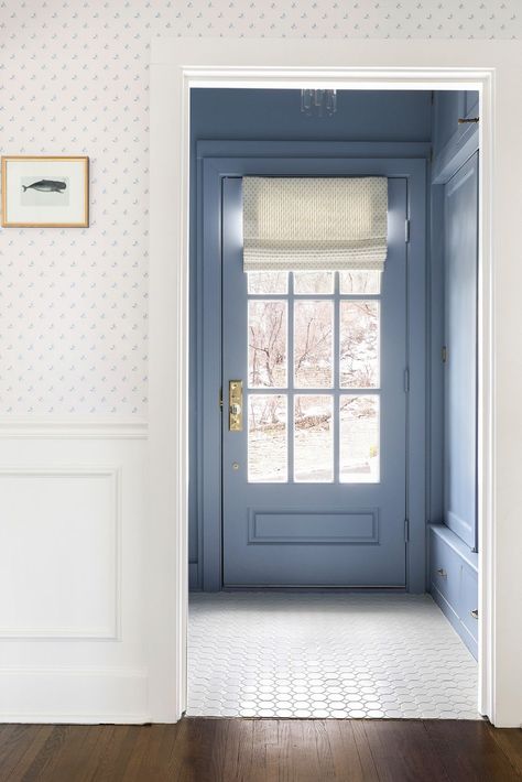 Farmhouse mudroom