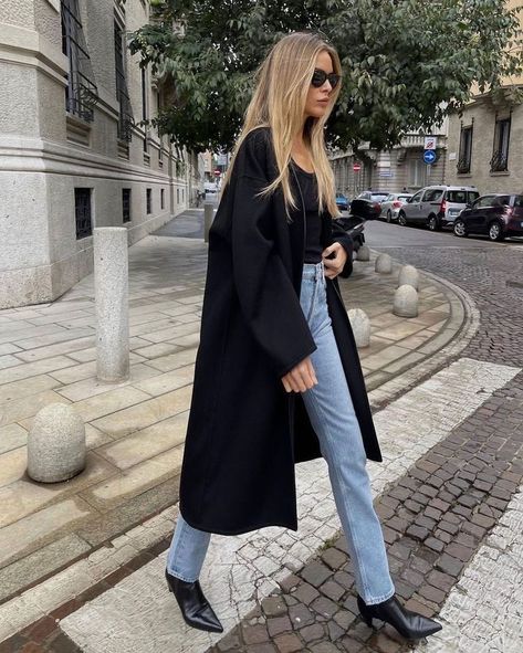 Styles In Clothes, Free People Office Style, Outfits For 45 Degree Weather, Sheerluxe Outfits, Los Angeles Street Style 2024, Copenhagen Style 2024, Casual Cute Outfits Winter, Sheerluxe Fashion, Aritzia Fall Outfits