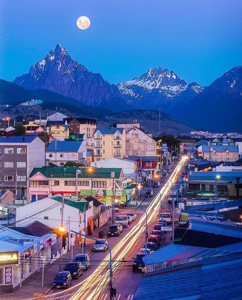 Ushuaia, Tierra del Fuego ❄️ 📷 P Argentina Culture, Perito Moreno Glacier, Visit Argentina, Patagonia Argentina, Argentina Travel, Ushuaia, The End Of The World, Koh Tao, South America Travel