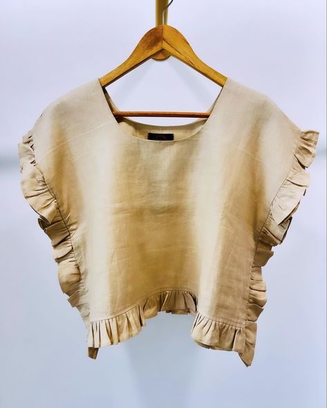 Linen Love ✨ A classy Natural colour Linen Crop Top DM to Order . . . . . #suhavanaboutique #linen #linenclothing #designerwear #fashion #style #fashionstyle #insta #instafashion #pune #mumbai #onlineshopping #custommade Linen Crop Top, Linen Tunic, Linen Closet, Linen Clothes, Designer Wear, Linen Dress, Pune, Short Tops, Natural Color