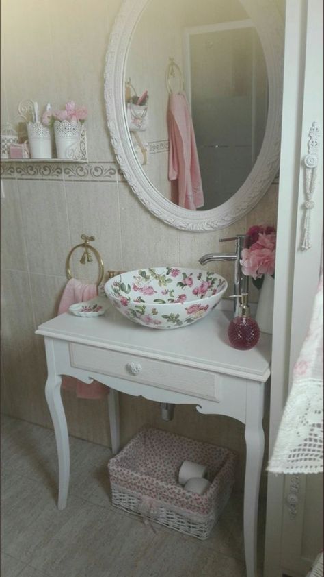 Styl Shabby Chic, Dekorasi Kamar Tidur, Pretty Room, Dreamy Room, Cute House, Dream Room Inspiration, Dream House Interior, Room Inspiration Bedroom, Aesthetic Bedroom