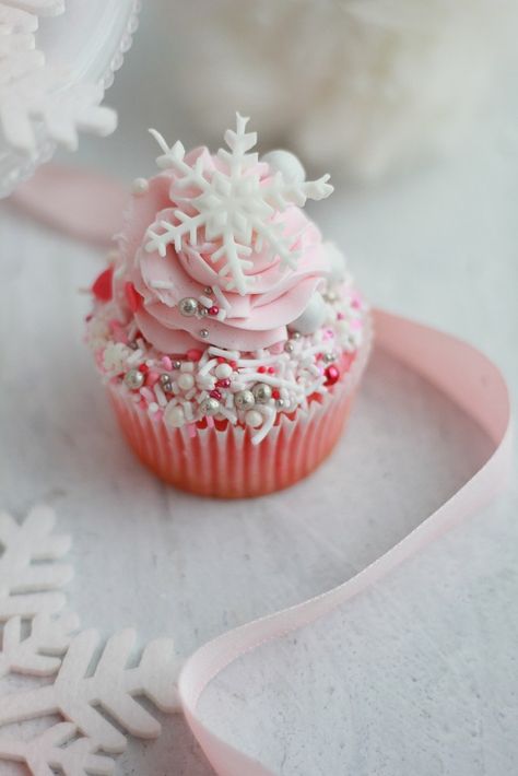 Whimsical Pink Winter Wonderland Cupcakes - Baking with Blondie Pinkmas Party Ideas, Barbie Winter Wonderland Party, Pink Winter Cupcakes, Pink Snowflake Cupcakes, Winter Wonderland Cupcakes Pink, Pink And White Winter Wonderland, Sugar Plum Fairy Cupcakes, Pink Snowflake Cookies, Pink Christmas Party Food