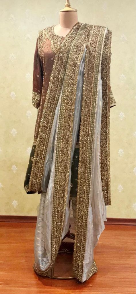 Khada Dupatta For Bridesmaids, Pakistani Khadadupatta, Khada Dupatta Designs Pakistani, Khada Dupatta Hyderabadi, Dupatta Aesthetic, Diy Party Dress, Dupatta Designs, Desi Fits, Wedding Ready