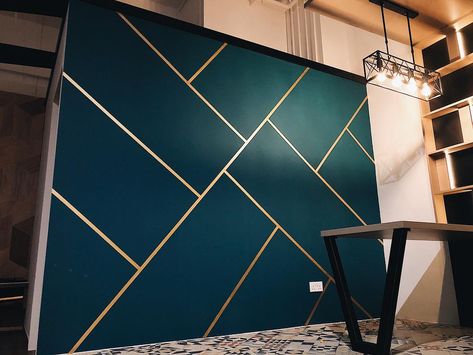 Gold Tape Wall Design Bedroom, Gold Tape Wall Design, Room Paint Designs, Geometric Wall Paint, Wall Paint Patterns, Wall Color Combination, Green Accent Walls, Tape Wall, House Wall Design