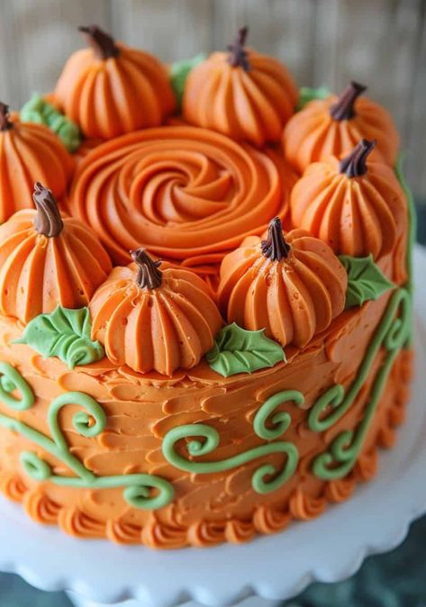 Thanksgiving Cake Ideas Decorating Turkey Theme, Two Tier Fall Cake, How To Pipe Pumpkins On A Cake, Dainty Cake Designs, Harvest Cake Ideas, Cute Fall Cake Ideas, Sunflower Cakes Ideas, Pumpkin Cake Ideas, Pumpkin Cake Design