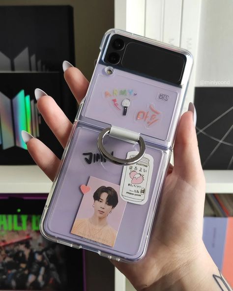 All Posts • Instagram Flip Phone Aesthetic, Kpop Phone Cases, Hp Case, Samsung Galaxy Phones, Girly Phone Cases, Kawaii Phone Case, Iphone Organization, Pretty Iphone Cases, Flip Phone Case