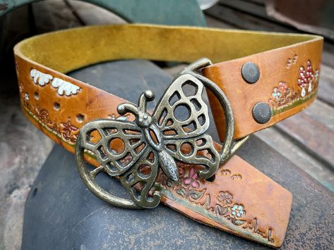 Flower Belt Buckle, Belt Buckles Womens, Funky Belts, Fun Belts, Aesthetic Belts, Belt Aesthetic, Cute Belts, Cool Belts, Belts Aesthetic