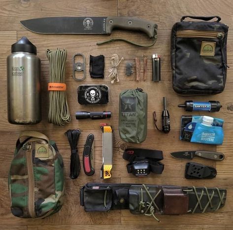 Bushcraft Kit, Outdoor Survival Kit, Survival Items, Bushcraft Gear, Survival Bag, Survival Supplies, Bushcraft Camping, Survival Equipment, Survival Techniques