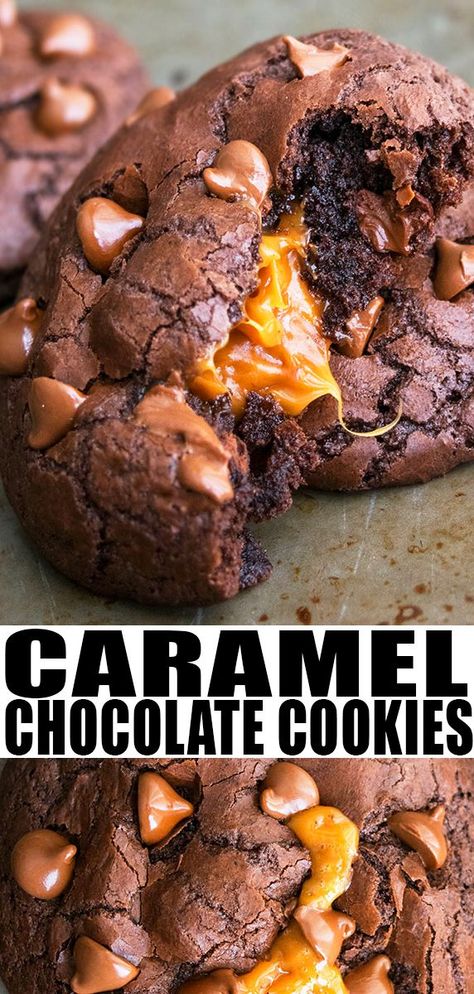 Caramel Stuffed Cookies, Caramel Cookies Recipes, Bakery Style Cookies, Chocolate Caramel Cookies, Cookies Homemade, Stuffed Cookies, Easy Caramel, Diy Easy Recipes, Dessert Chocolate